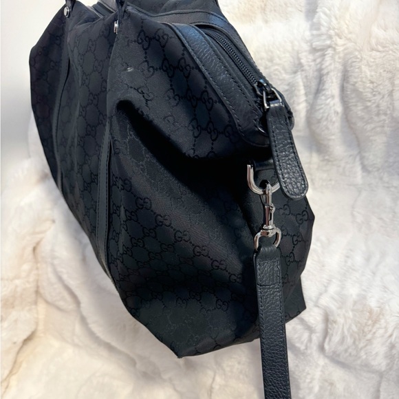 Gucci Monogram Medium GG Charm Dome Tote Bag - Picture 4 of 12